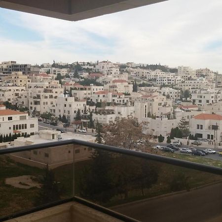 Cozy Dair Ghbar apartment Amman Dış mekan fotoğraf