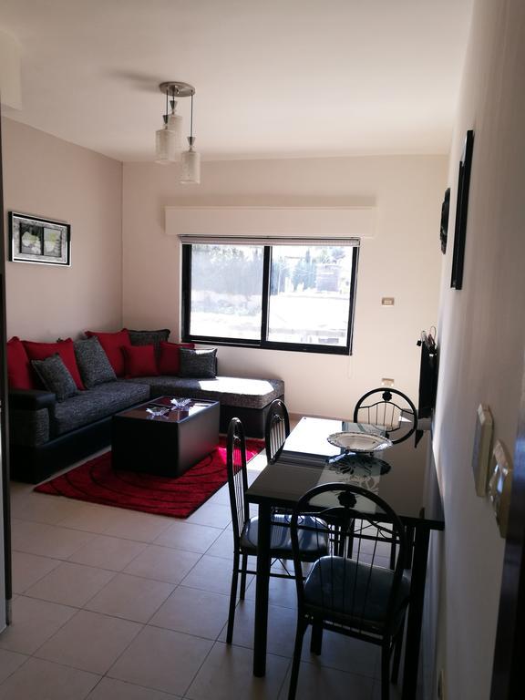 Cozy Dair Ghbar apartment Amman Dış mekan fotoğraf