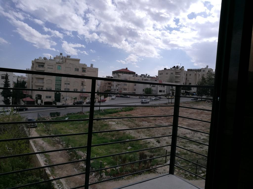 Cozy Dair Ghbar apartment Amman Dış mekan fotoğraf