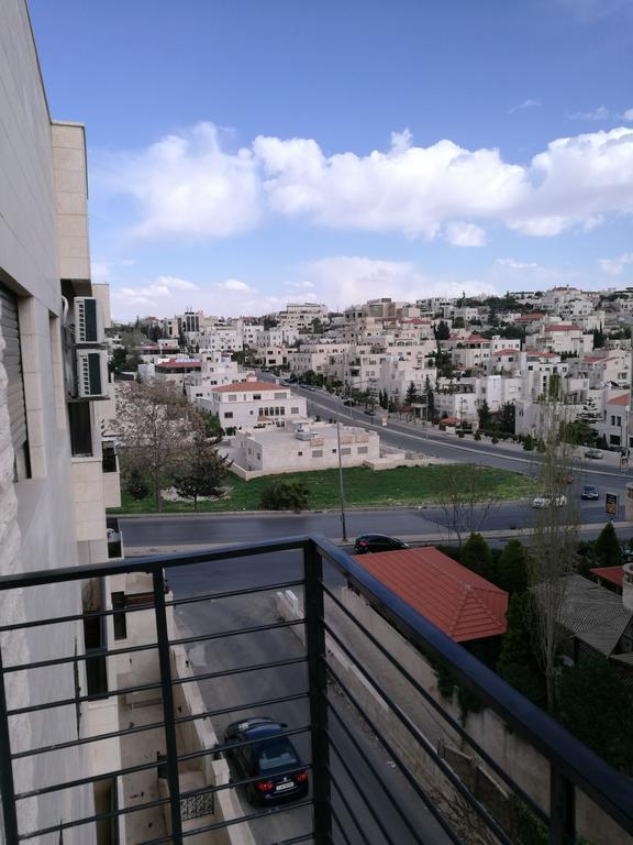 Cozy Dair Ghbar apartment Amman Dış mekan fotoğraf