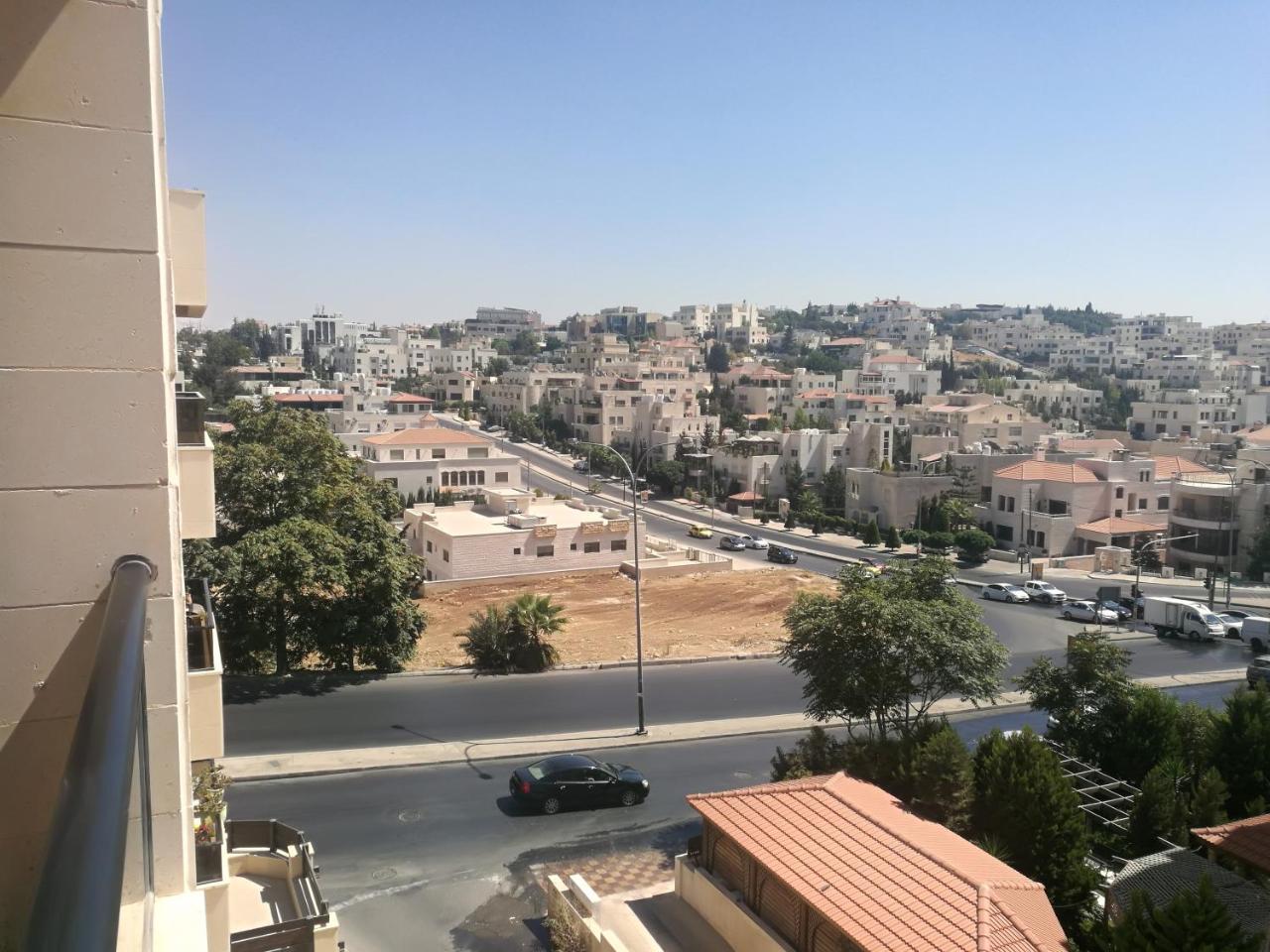 Cozy Dair Ghbar apartment Amman Dış mekan fotoğraf