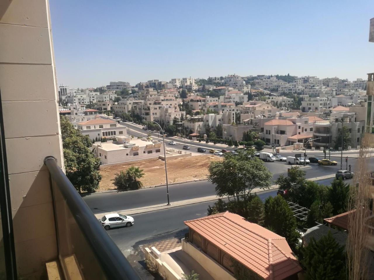 Cozy Dair Ghbar apartment Amman Dış mekan fotoğraf