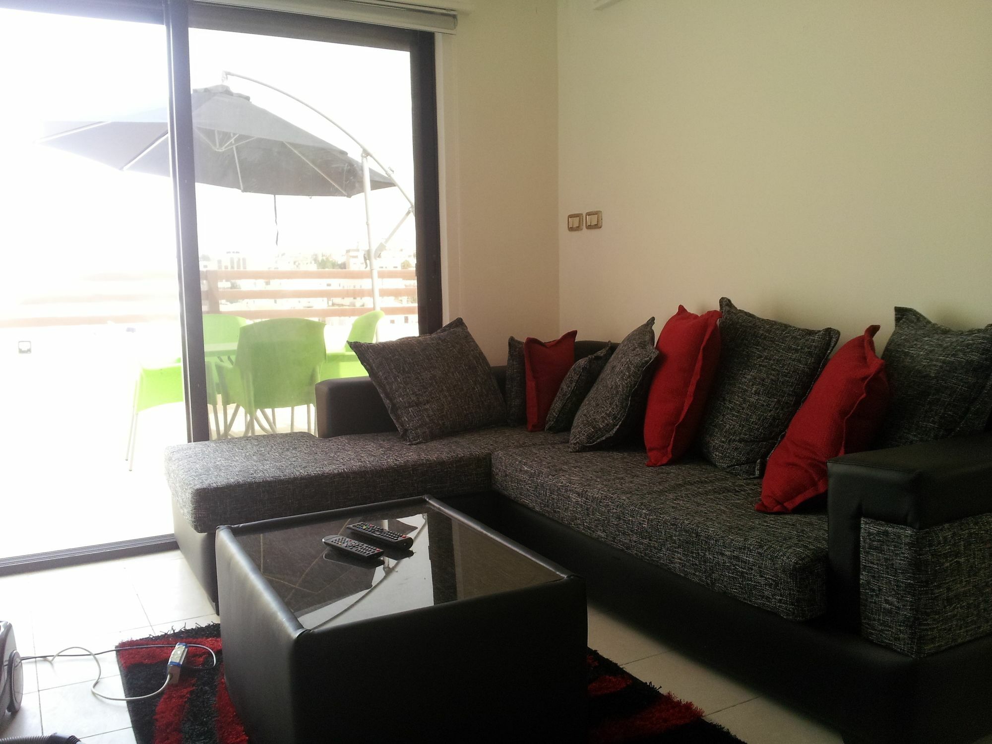 Cozy Dair Ghbar apartment Amman Dış mekan fotoğraf